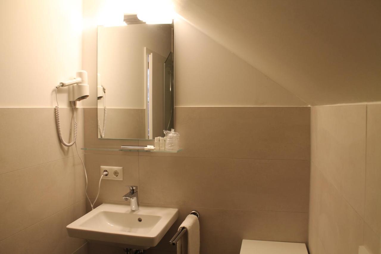 Gnadental-Stuberl Hotel Grossaitingen Kültér fotó